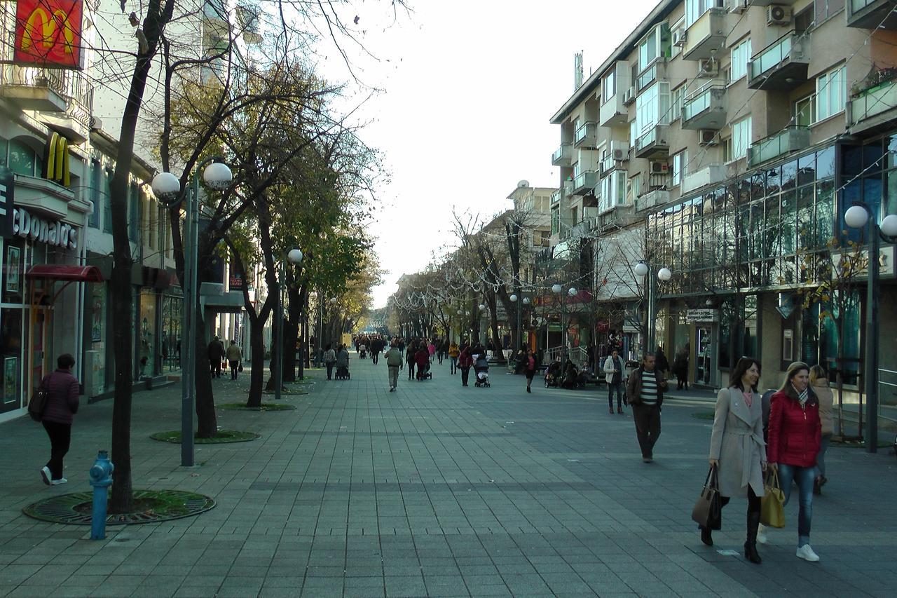 Top Center , Modern And Quiet Apartment Burgas Stad Buitenkant foto